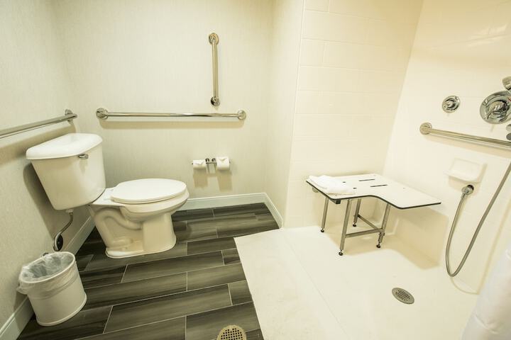 Room 20 of 82