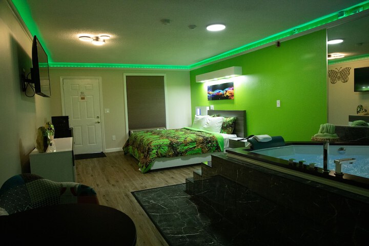 Room 49 of 71