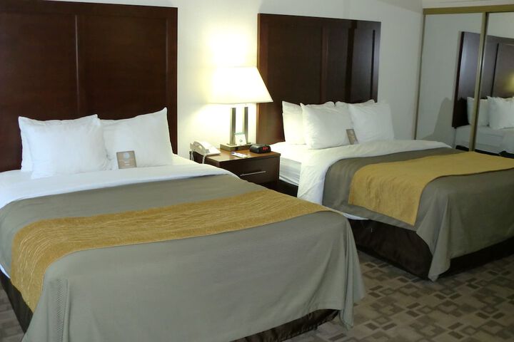 Room 35 of 54