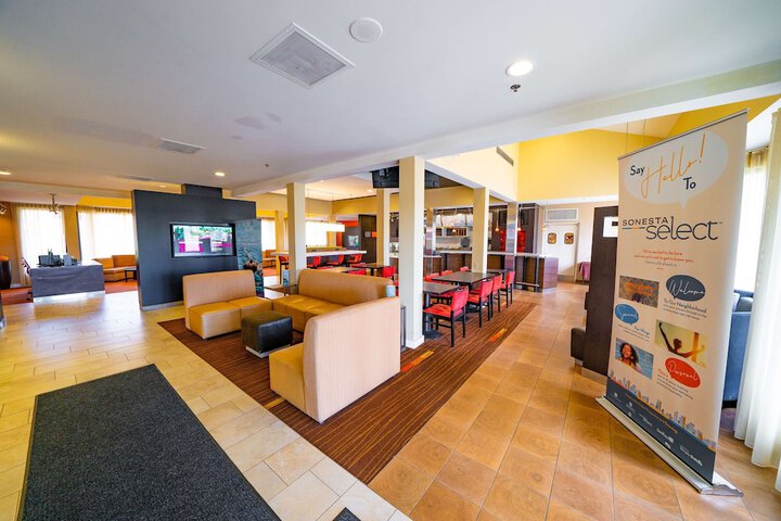 Hotel Interior 20 of 78