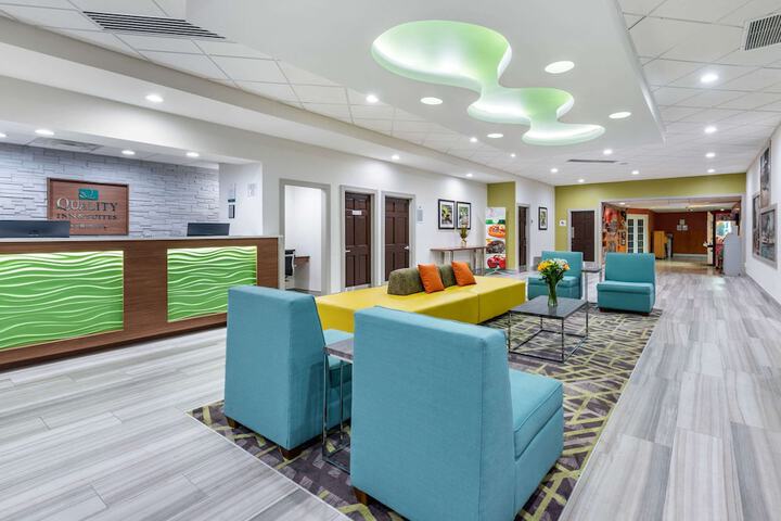 Hotel Interior 11 of 37