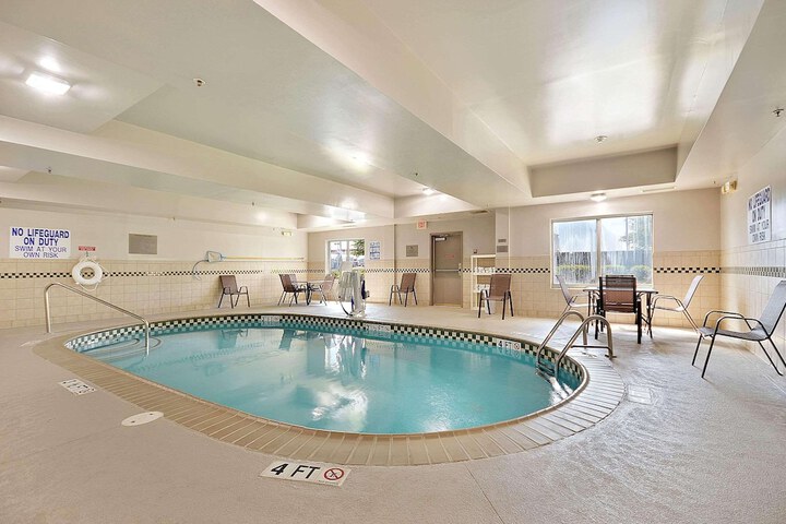Pool 5 of 37