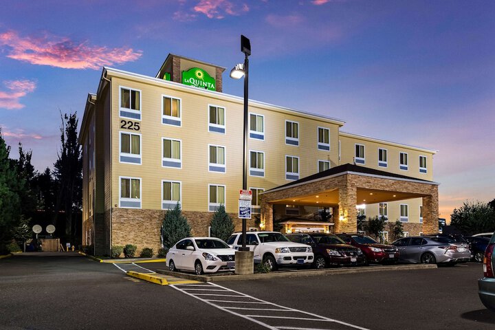 Hotel 2 of 41