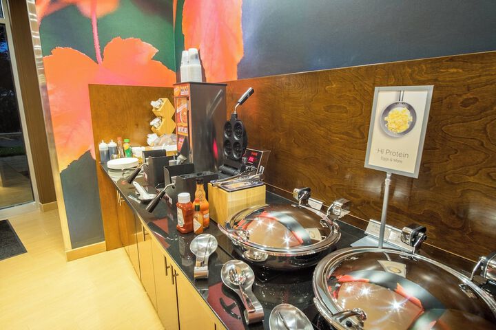 Breakfast/Coffee Service 17 of 20