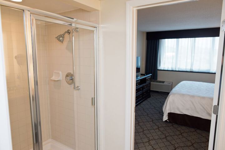 Room 20 of 38