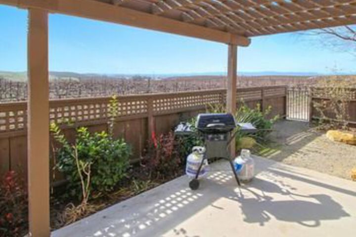 Bungalow at J and J Cellars 1 Br Home by RedAwning
