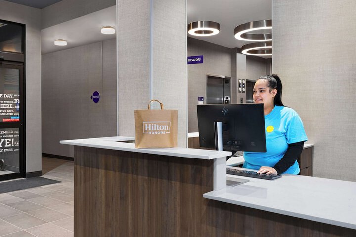 Hotel Interior 12 of 31