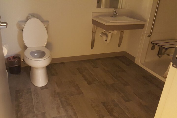 Room 12 of 34