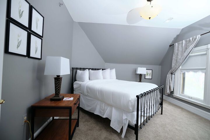 Room 88 of 185