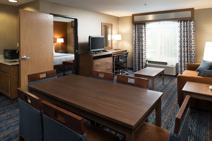 Room 26 of 43