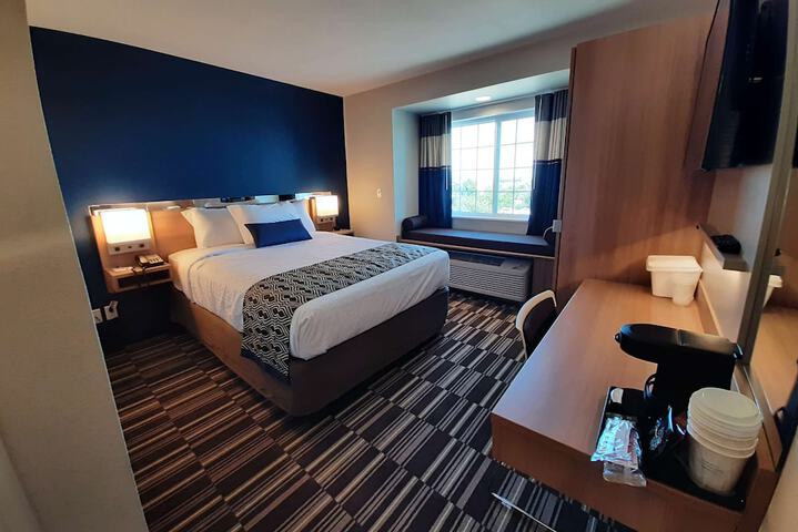 Room 16 of 21