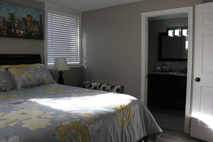 Room 33 of 45