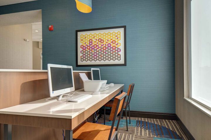 Holiday Inn Express & Suites - North Platte by IHG