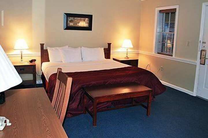 Clarion Inn Strasburg - Lancaster