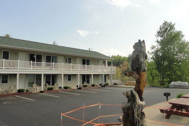 Hotel 6 of 99