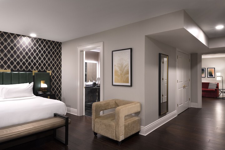 Room 9 of 40