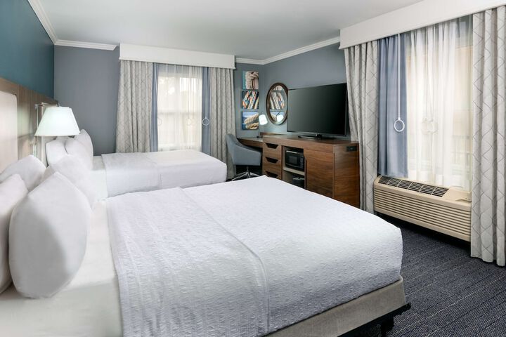 Room 25 of 44