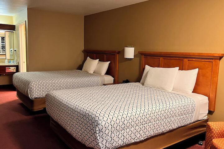 Room 65 of 87
