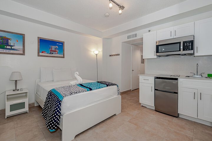 Room 142 of 278