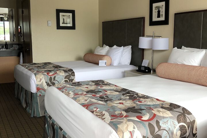 Room 20 of 33
