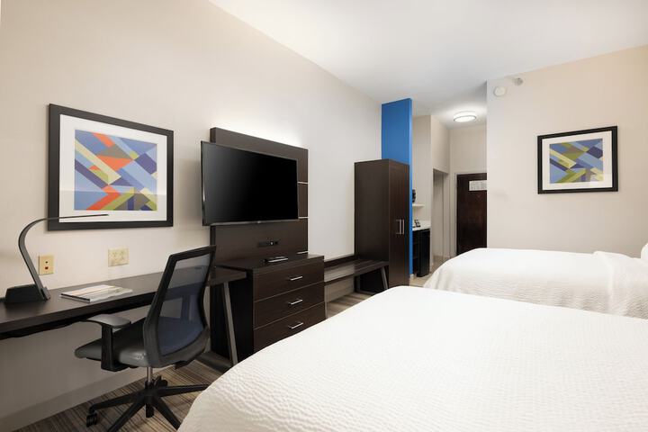 Room 56 of 90