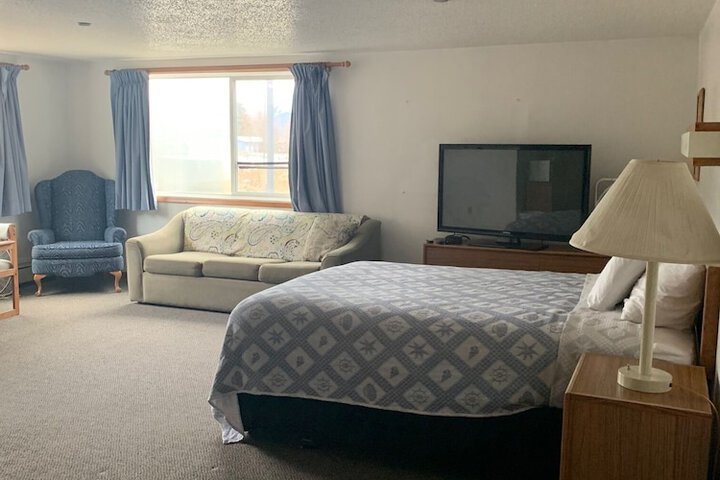 Room 32 of 45