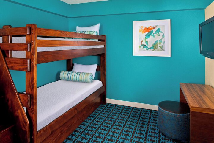 Room 23 of 51