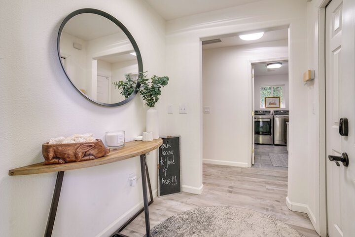 Issaquah Retreat Near Lake Sammamish State Park!