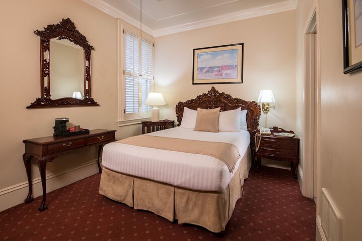 Room 41 of 49