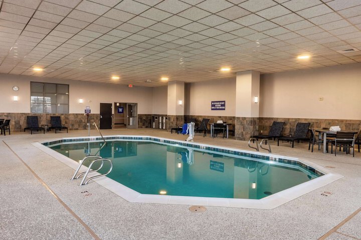 Pool 9 of 120