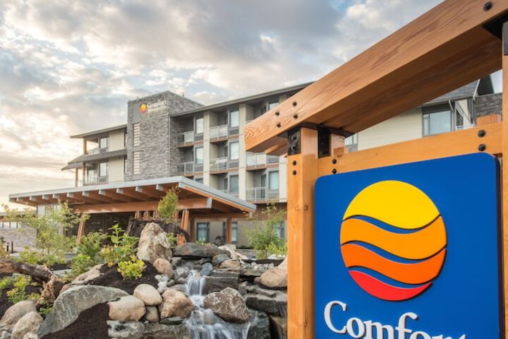 Comfort Inn & Suites