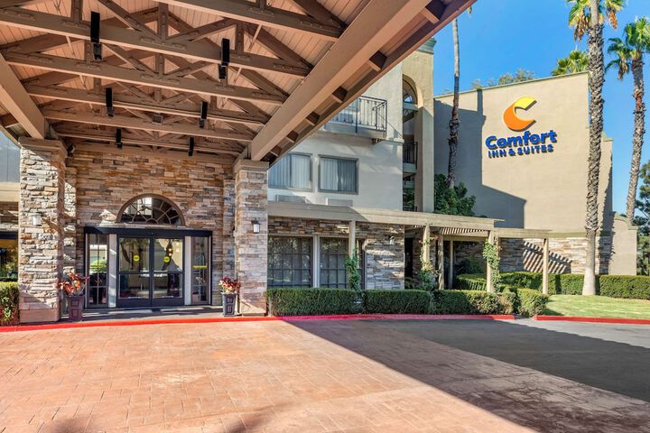 Hotel 2 of 39