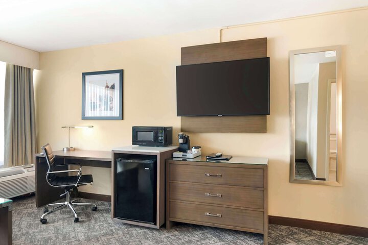 Room 14 of 45