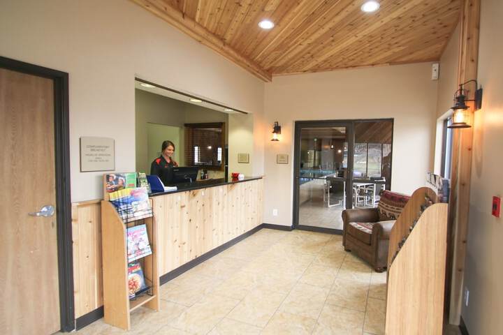 Woodside Dells Hotel & Suites