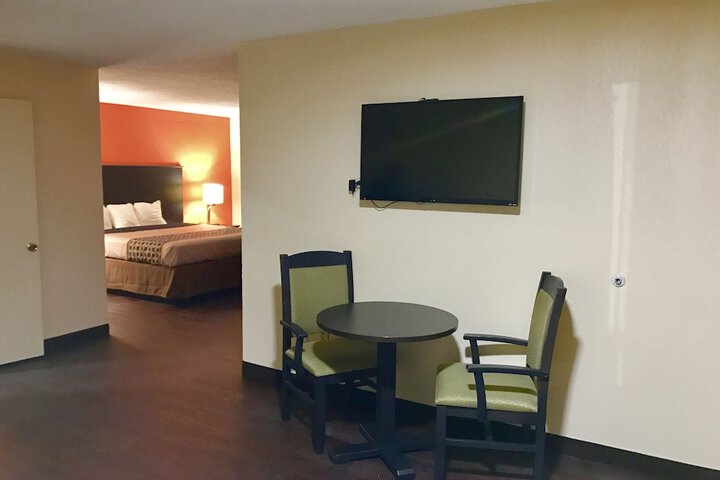 Room 17 of 30