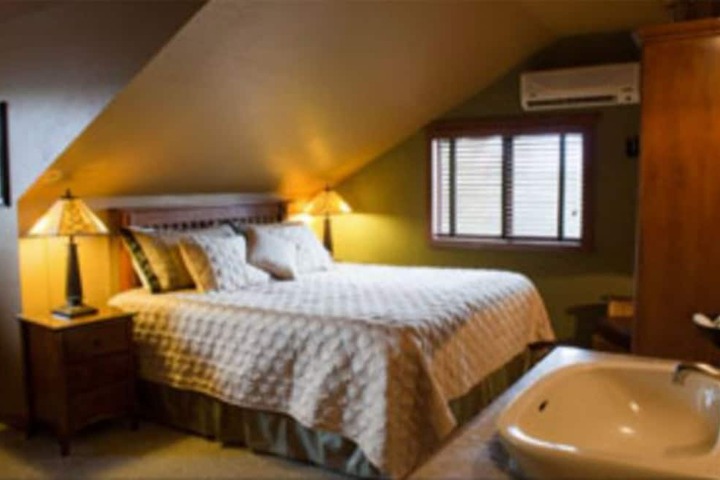 Room 22 of 150