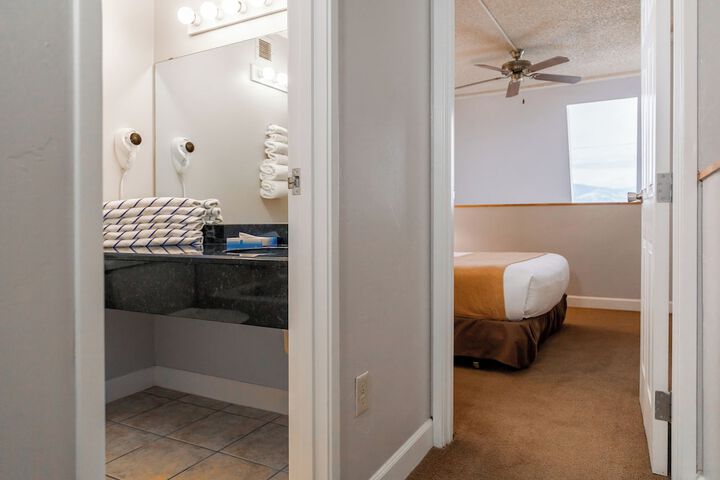 Legacy Vacation Resorts - Steamboat Hilltop