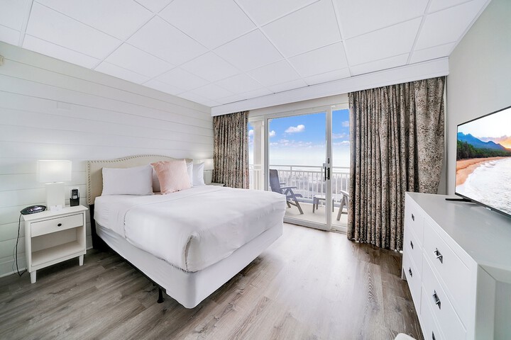 Montreal Beach Resort