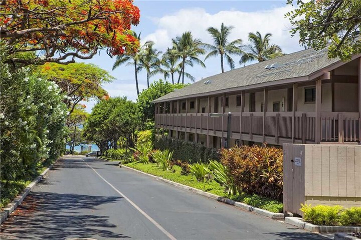 Kihei Akahi D 414 Condo