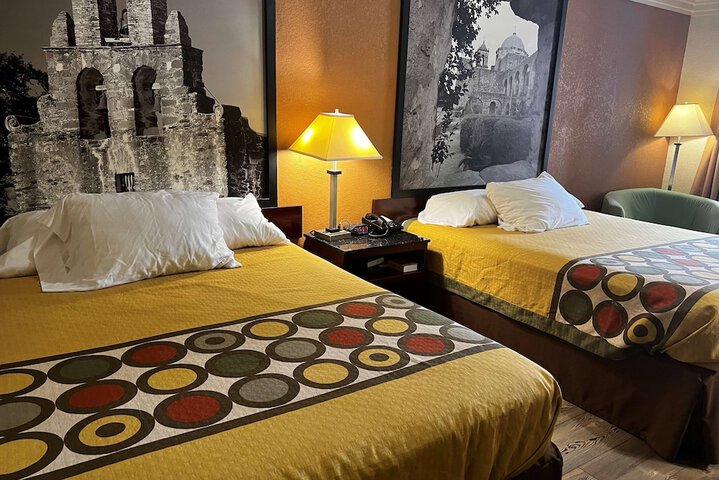 Room 12 of 24