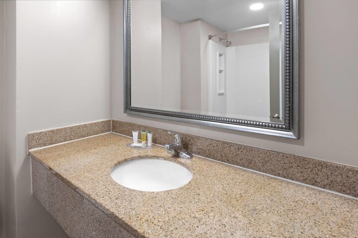 Days Inn by Wyndham Dumfries Quantico