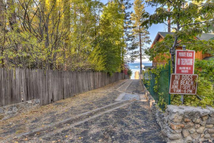 Zephyr Cove Cabin - Walk to Lake and Beach