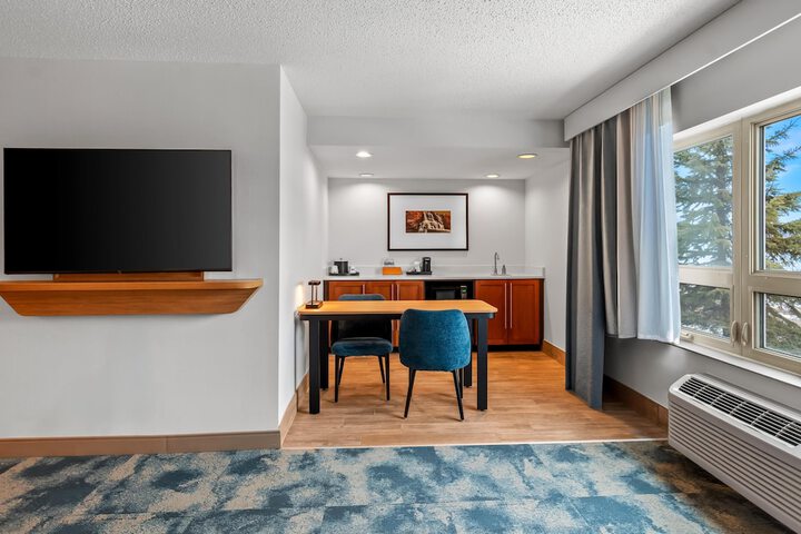 Hampton Inn Duluth Canal Park