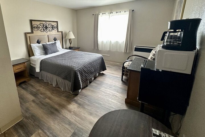 Room 43 of 79