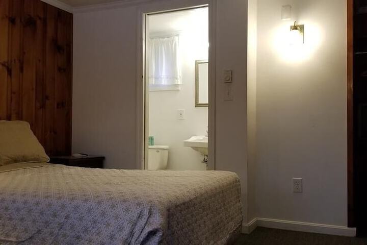 Room 32 of 55