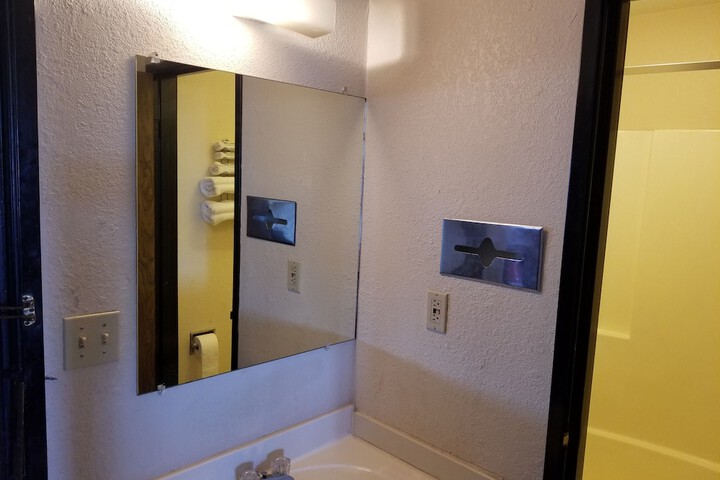 Americas Stay Inn