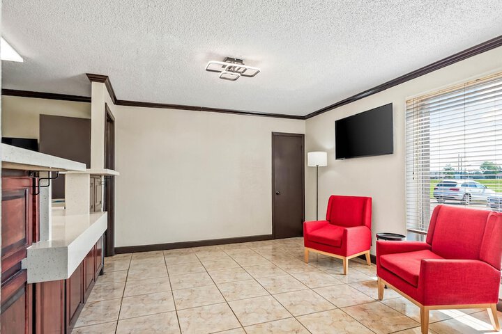 Studio 6 Hammond LA – I12 – I55