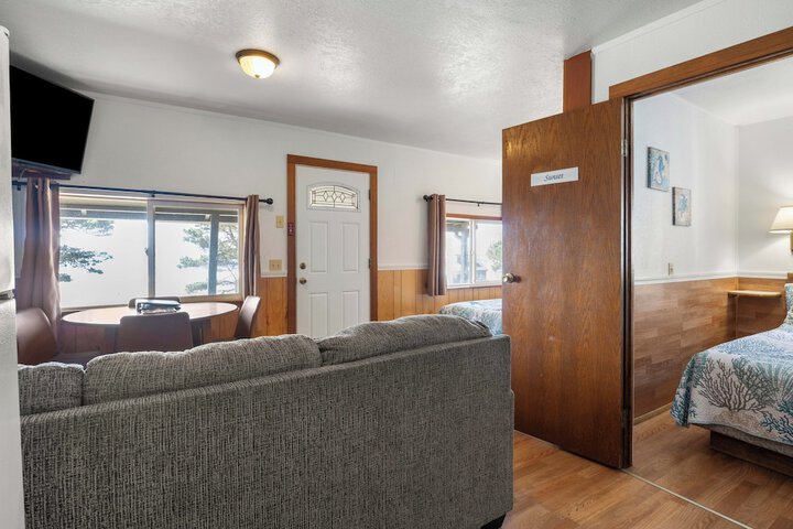 Oceanside Ocean Front Cabins
