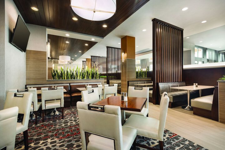 Embassy Suites by Hilton Noblesville Indianapolis Convention Center