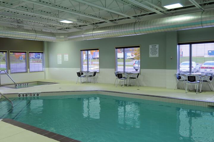 Super 8 by Wyndham Peterborough
